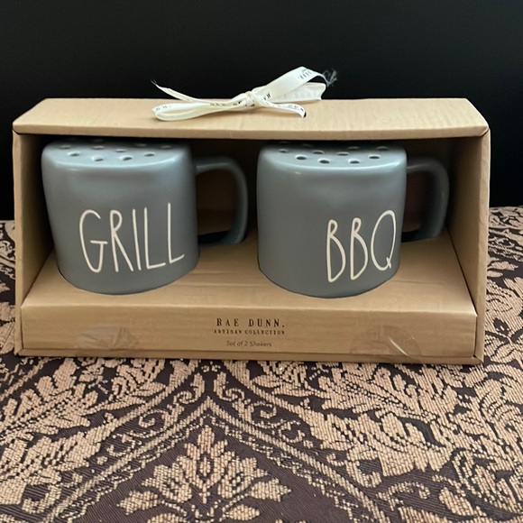 Rae Dunn Kitchen Rae Dunn Set Of Two Shakers Poshmark